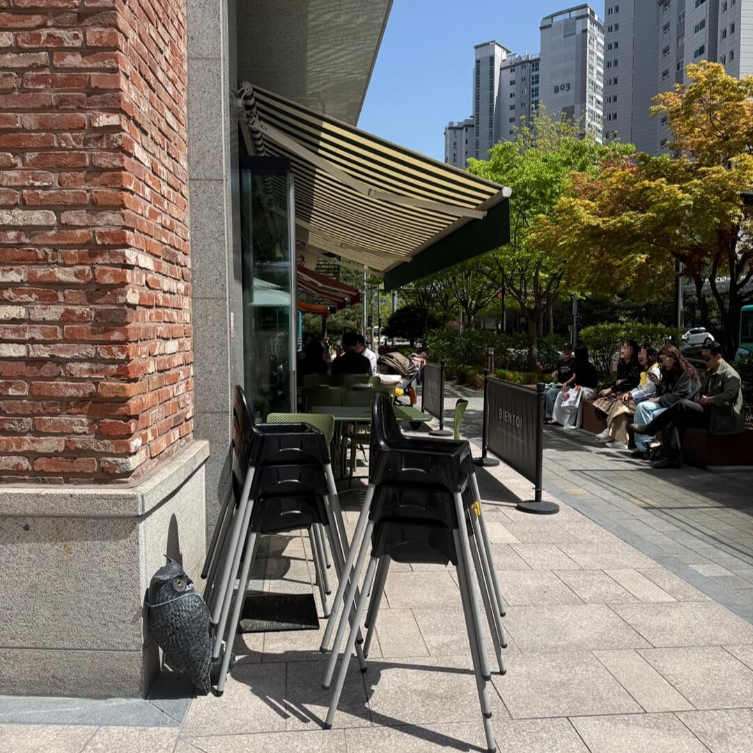 판교 비앙또아 테라스 좌석 분위기