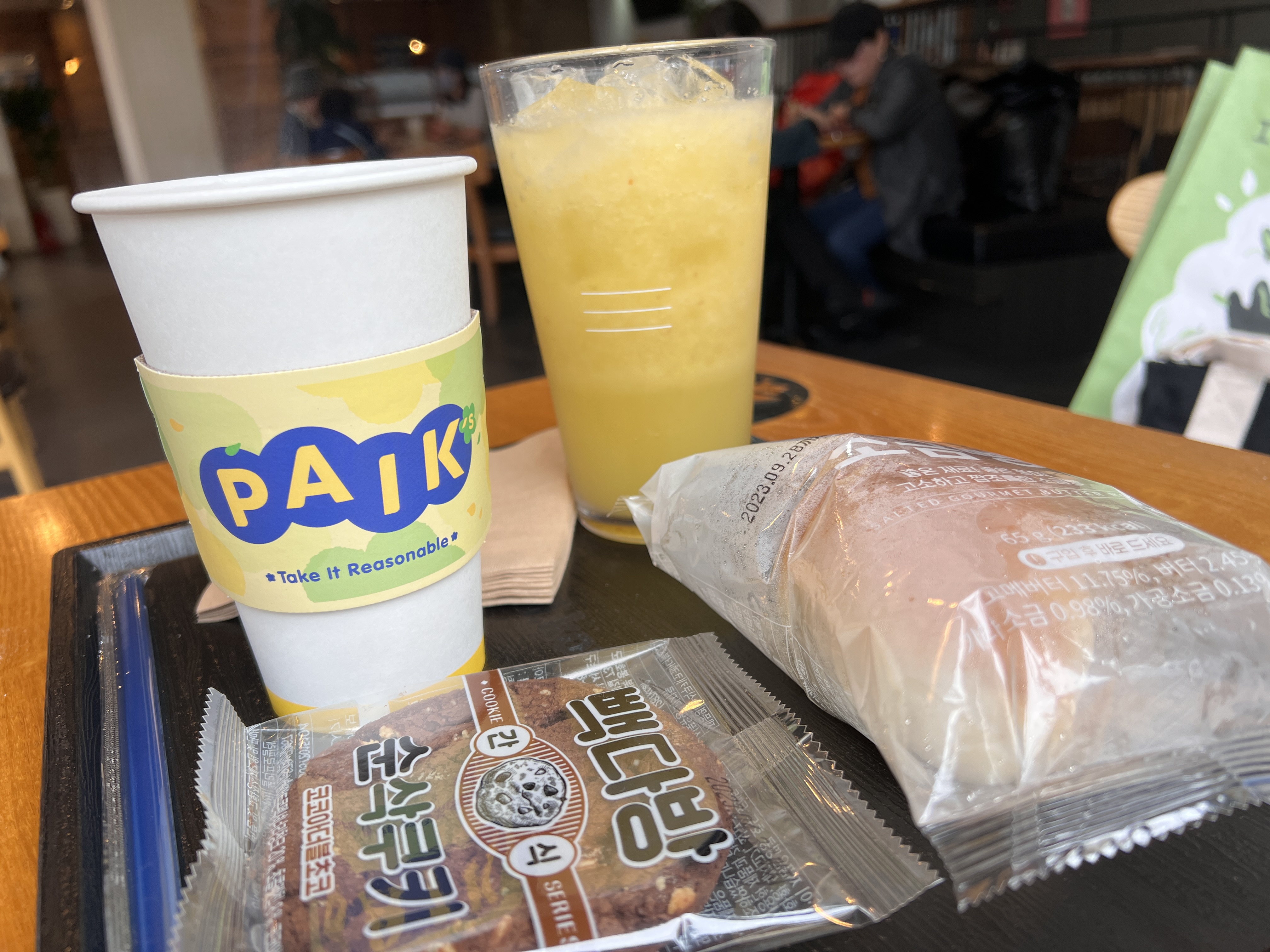 빽다방 예천사과주스 아메리카노 소금빵 순삭쿠키