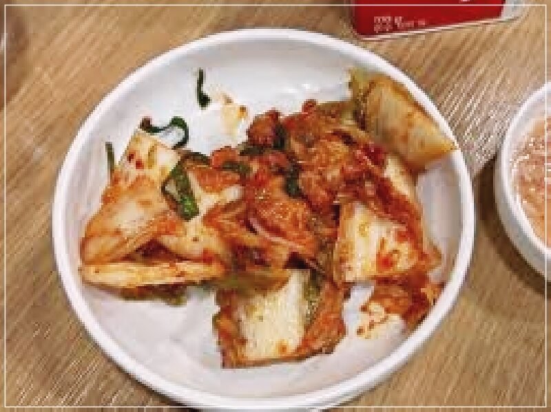 정통 한식 순댓국을 표현한 전통식 메뉴 일러스트