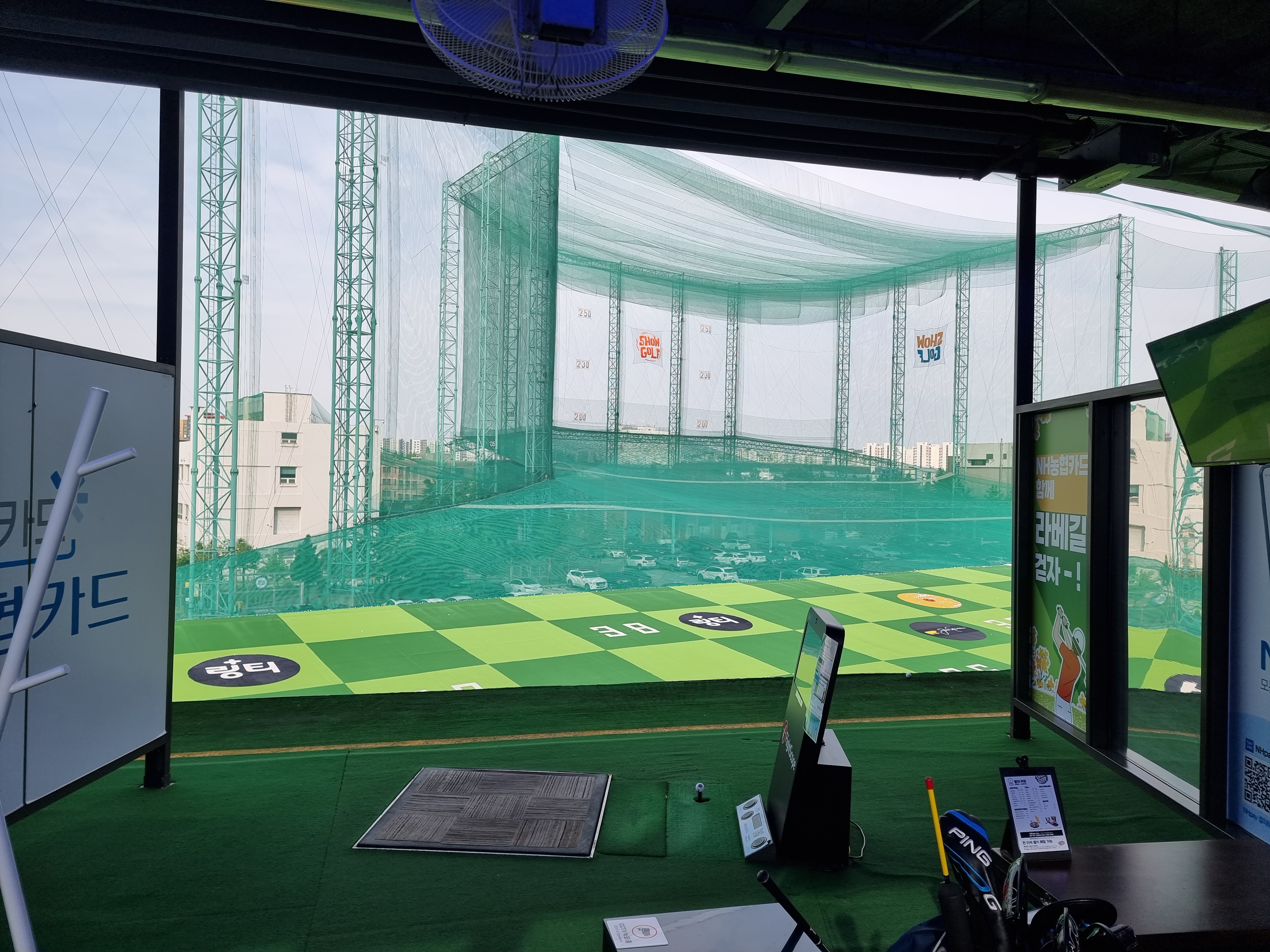 쇼골프 김포공항점 VIP석(남의 자리)