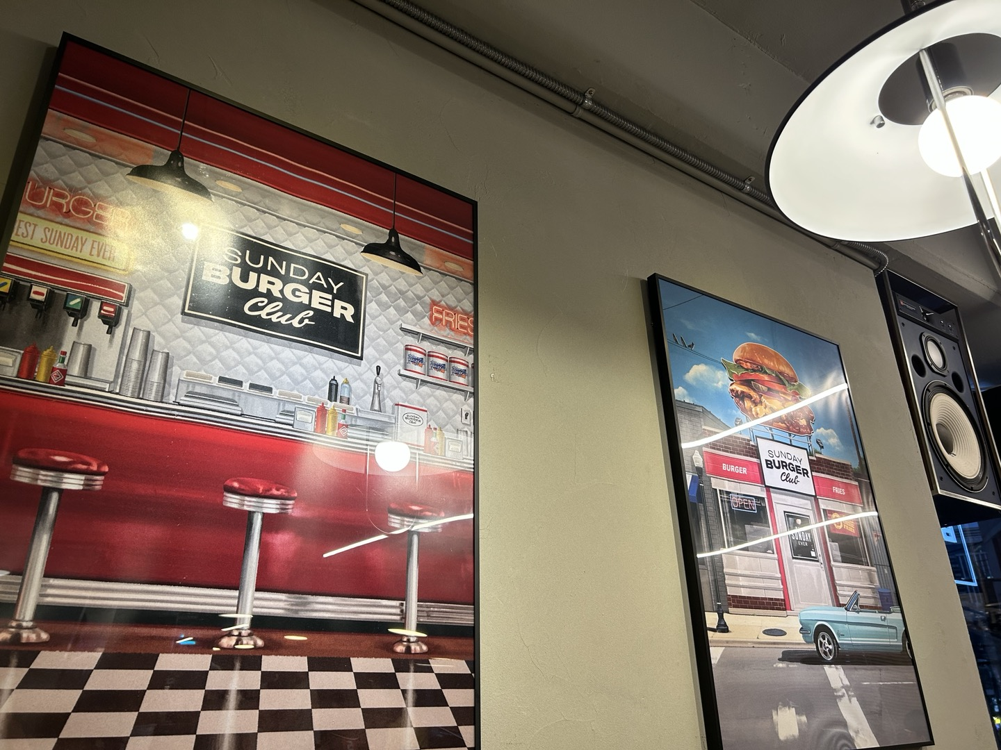 압구정 선데이버거클럽 내부