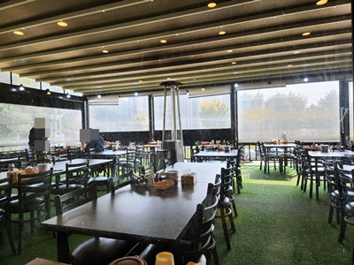 화덕고등어&cafe내부바깥쪽공간