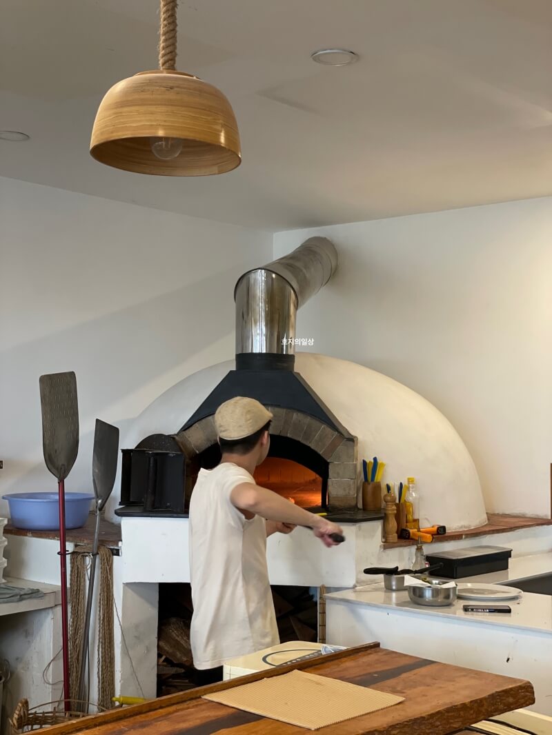 나트랑 시내 피자&파스타 맛집 라칼라 - 화덕