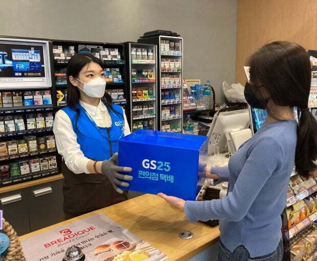 O2O, 이제는 O4O 전략, 커머스ㆍ패션 업계의 변화