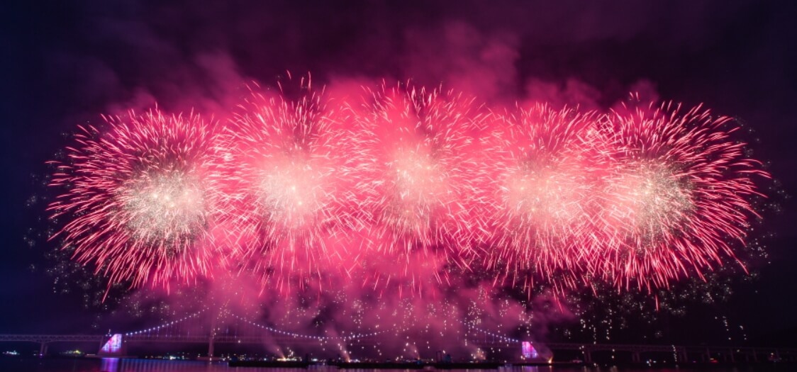 2024 부산 불꽃축제 시간 명당 주차 정보 유료좌석 잔여 티켓 예매 행사 일정 교통 통제