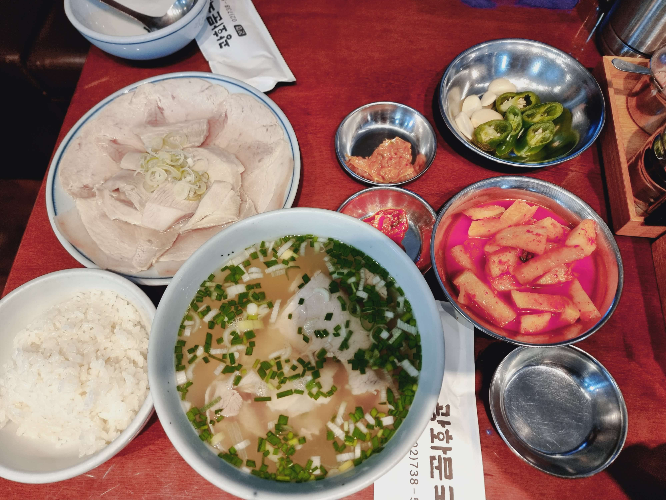 서울맛집 광화문맛집 담백하지만 구수한 맛이 일품인 광화문국밥