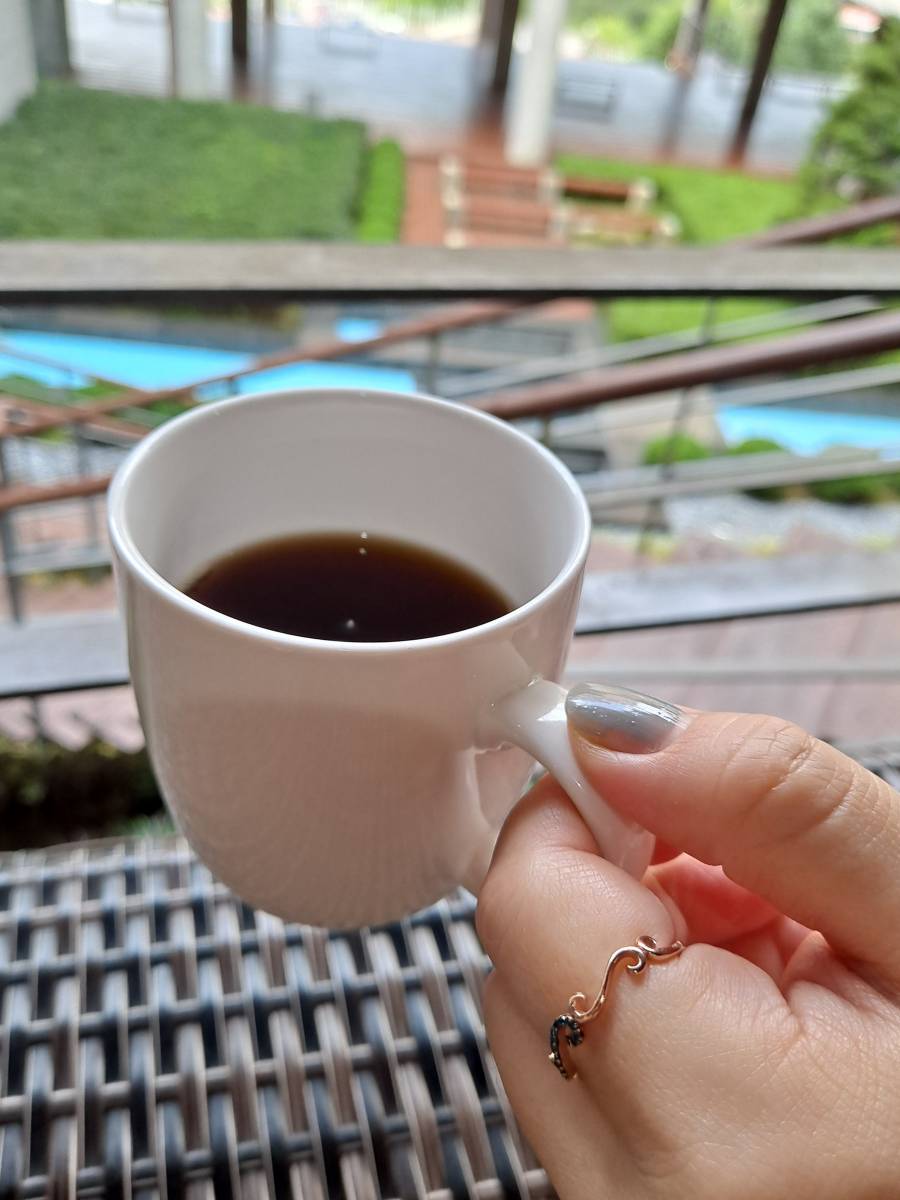 필그림 조식 후 커피타임