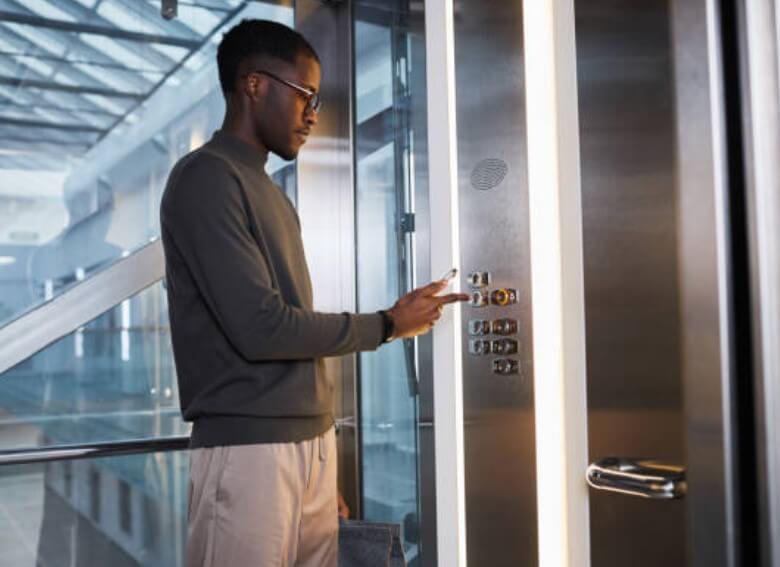 엘레베이터추락하는꿈