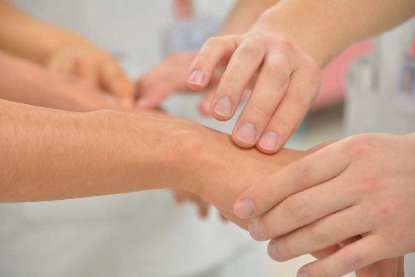 대체 치료법을 선택할 때 고려해야 할 점