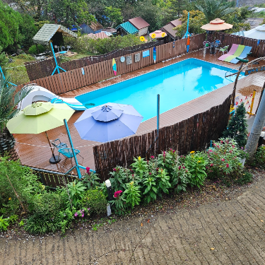 범바위 캠핑장 수영장