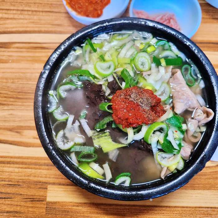 생생정보 전남 담양 55년 경력 엄마 만드는 돼지국밥 맛집