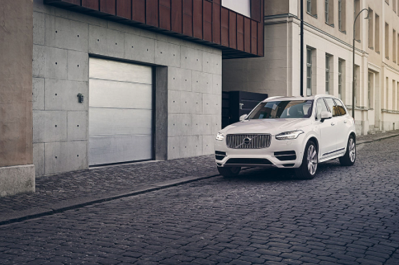 볼보 공식 인증 중고차 XC90 S90 가격