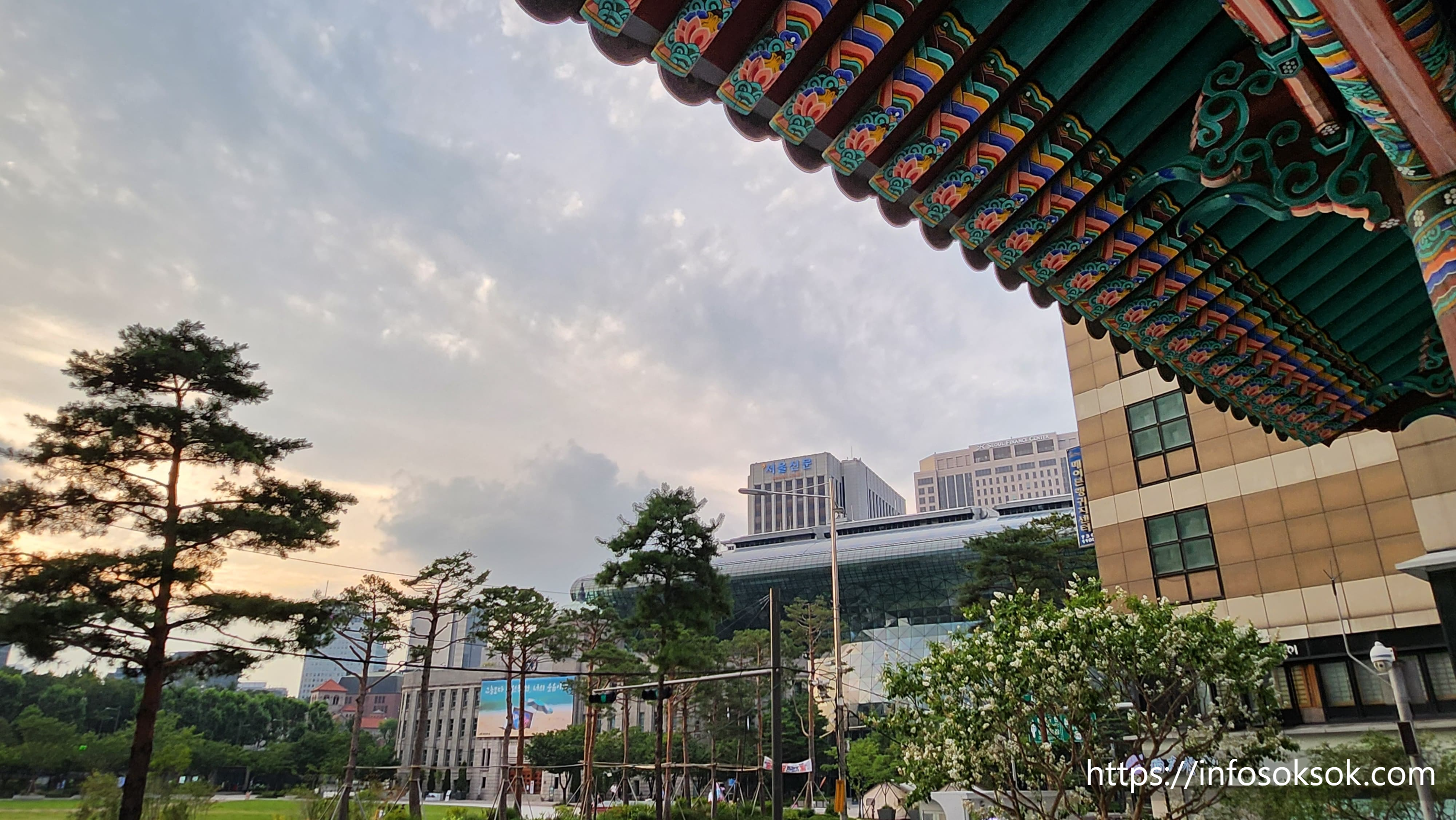 하늘·조상·토지에 제를 올리다: 환구단·종묘·사직단의 제례 공간