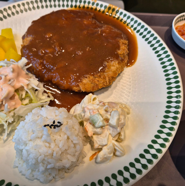 시흥하늘휴게소 맛집 인기메뉴 편의시설 화장실 추천