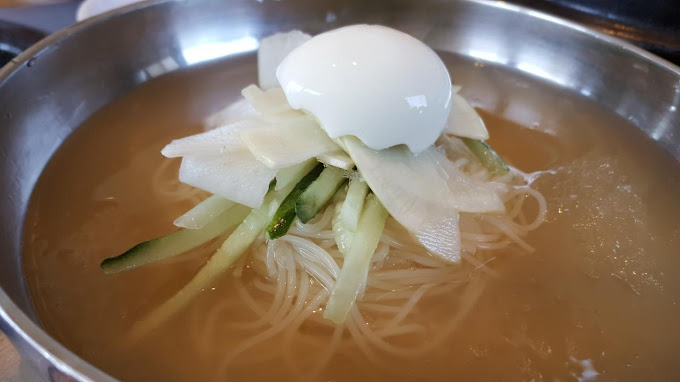 판교 돼지고기집 '천지연'