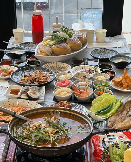 강릉 맛집 베스트10 현지인 추천 강원도여행 강릉 하월당 초당짬뽕순두부 초당옥 경포대불타는횟집 강릉꼬막비빔밥 풍호맛뜨락 찐수산대게횟집 주문진방파제회센터본점 주문진홍게무한리필 피쉬맨대게횟집 경포대본점 고향마을숯불돼지갈비 강릉유환식당 브로콜리모던키친