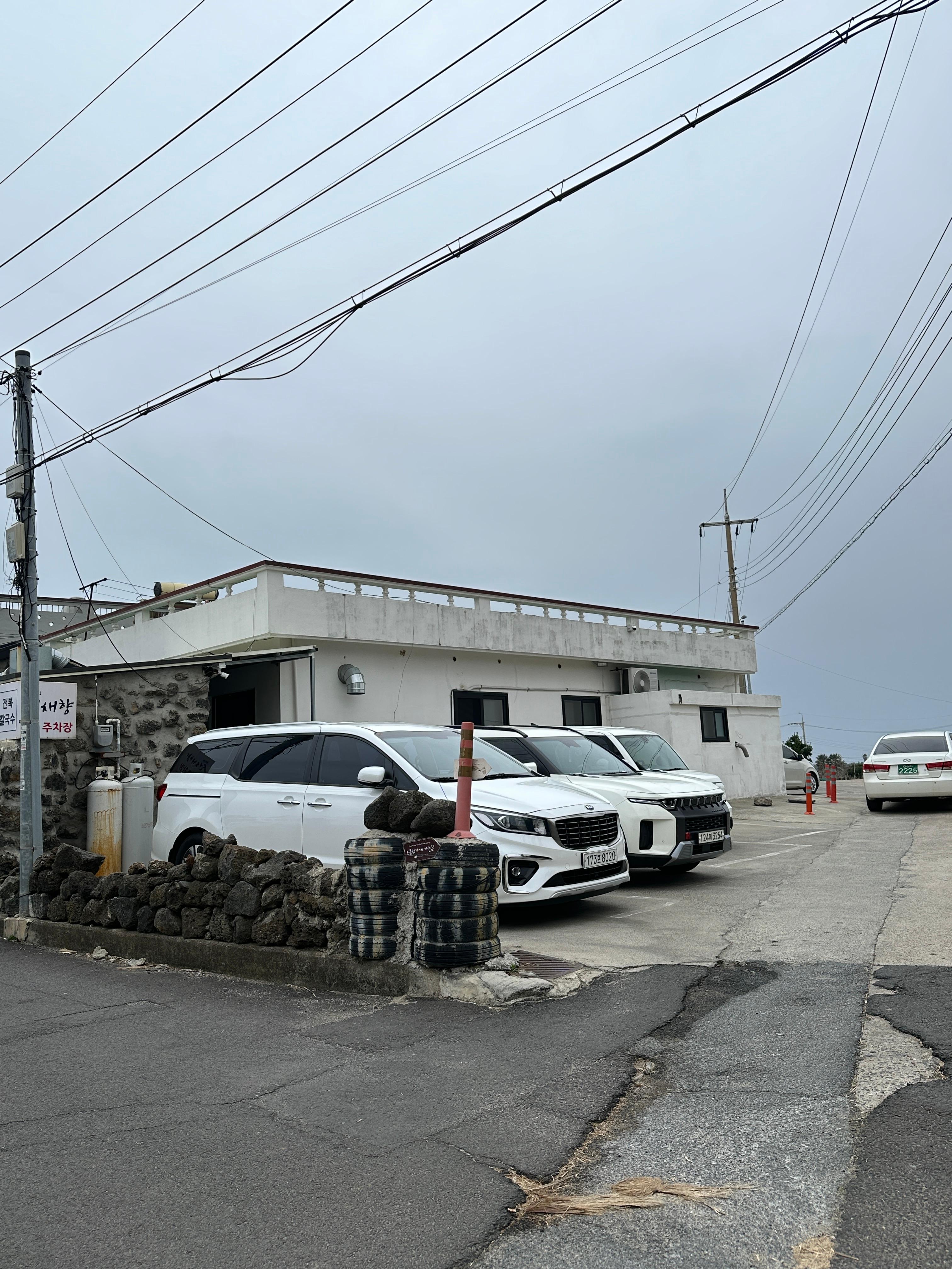 선채향 주차장2