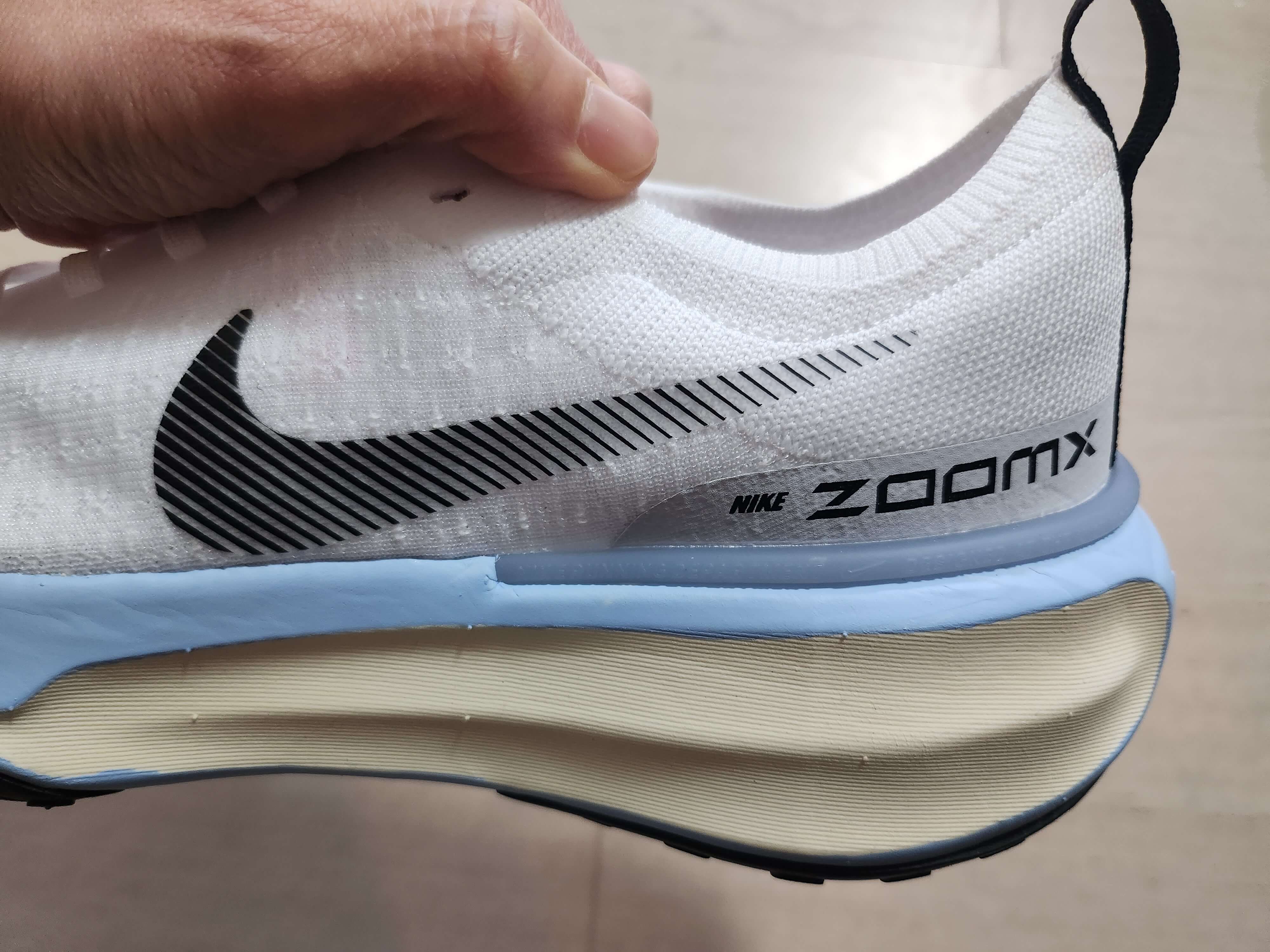 나이키 인빈서블 런3 구매후기