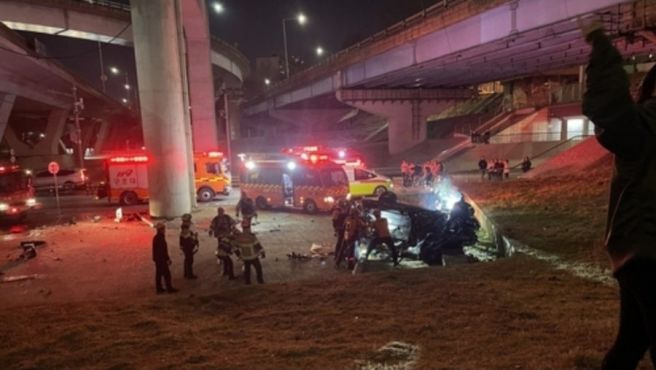 마약류관리법 위반 혐의로 영장실질심사에 출석하는 포르쉐 운전자