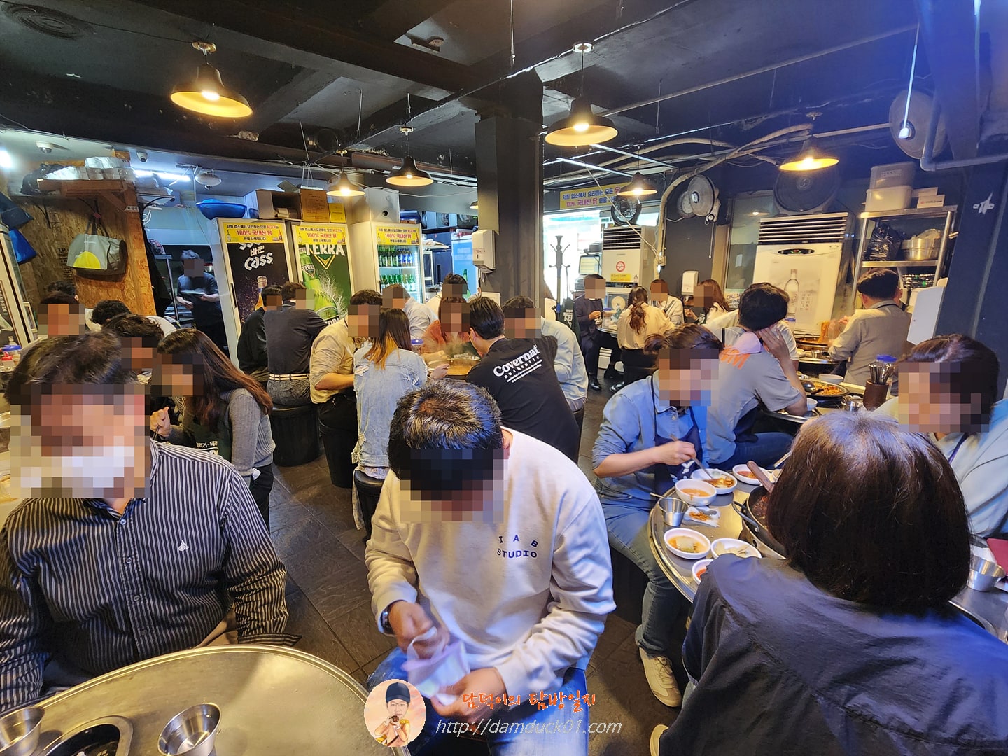 다원닭한마리빈대떡 을지로점 실내