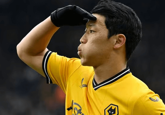 황희찬 세리머니