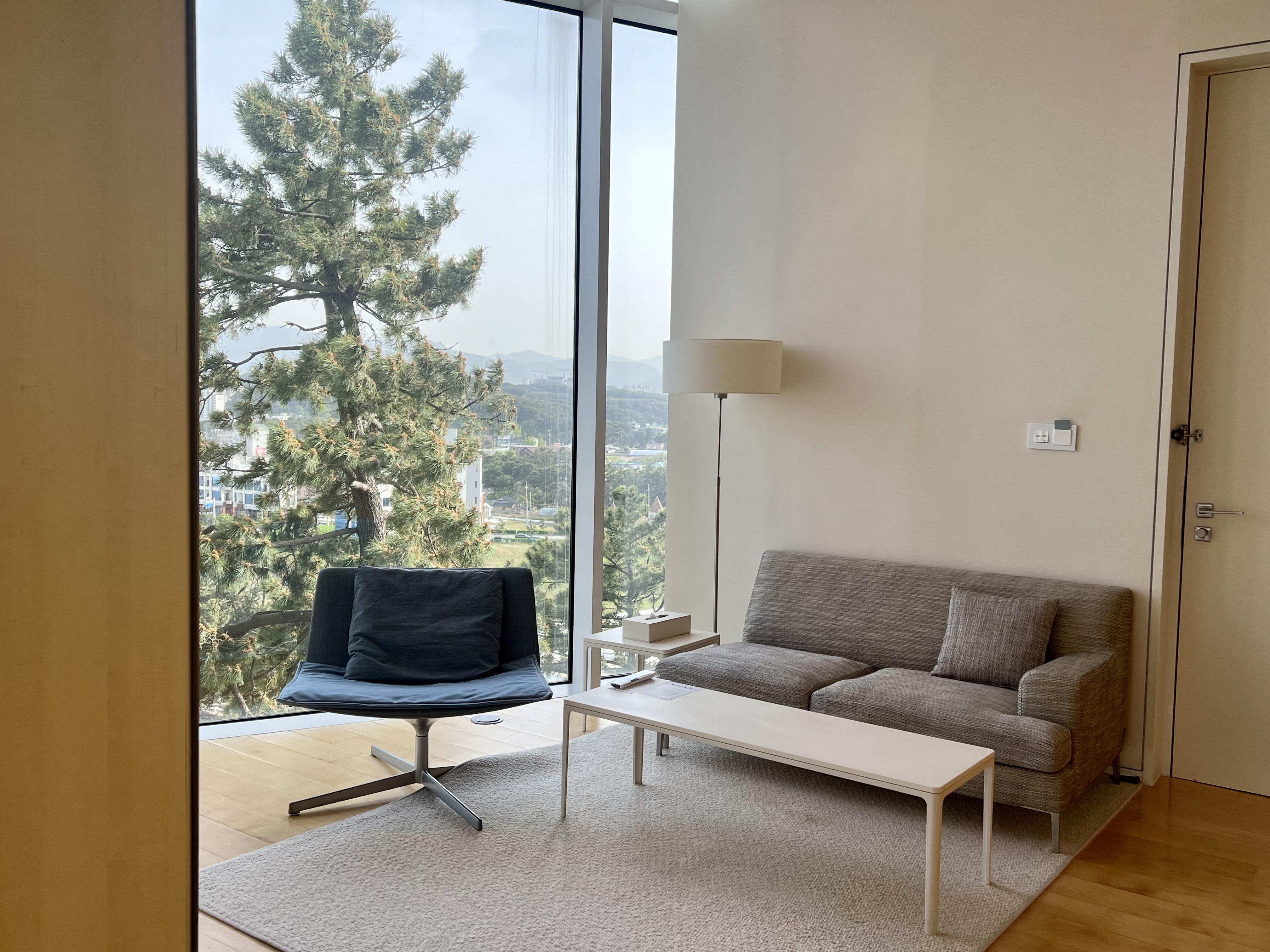 강릉-씨마크호텔-코너스위트