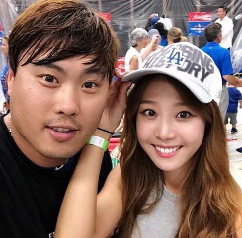 류현진 프로필 나이 고향 계약 연봉 재산