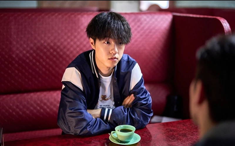 영화 댓글부대에서 찻탓캇 역을 맡은 김동휘