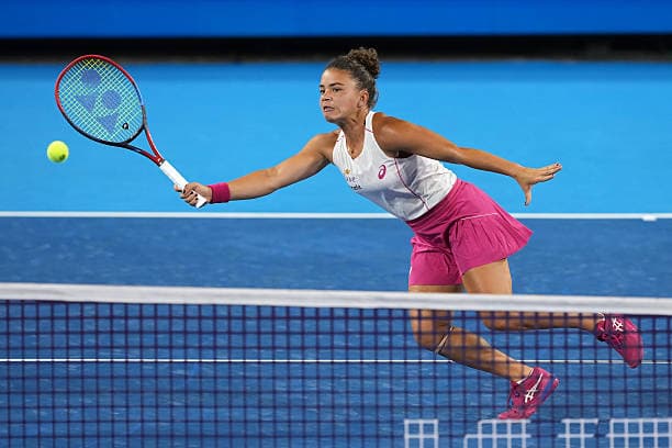 대전 둔산동 실내테니스 테니스 초급자가 빠르게 성장하는 4주 집중 훈련법