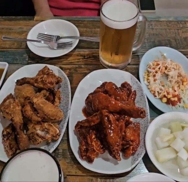 종로-충신동-27년-매일치킨