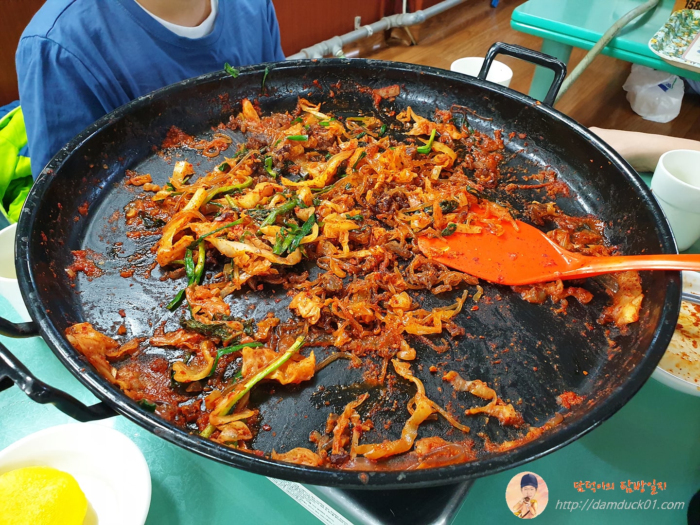 명진집-순대곱창볶음-1차식사끝-담덕이의탐방일지
