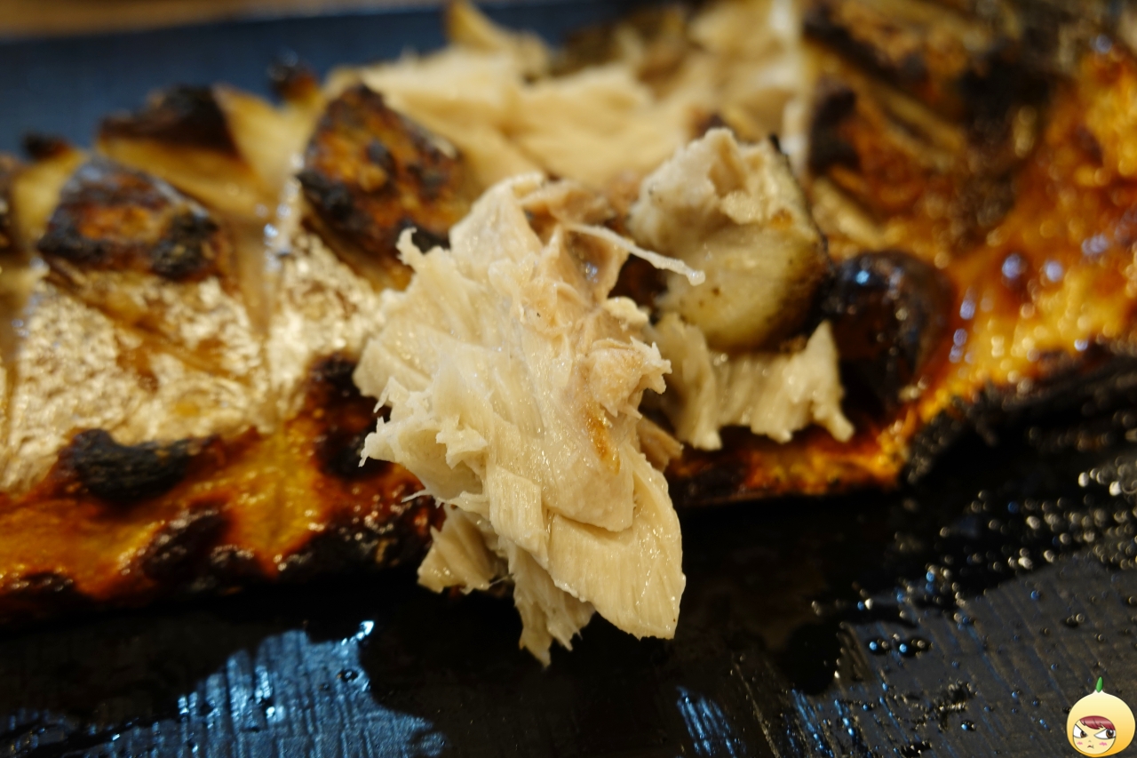 고등어구이 속살