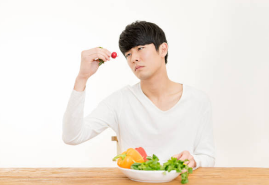 과거에 무리하게 설정했었던 경험을 바탕으로 이제는 실현 가능한 목표를 다시 설정해보세요.