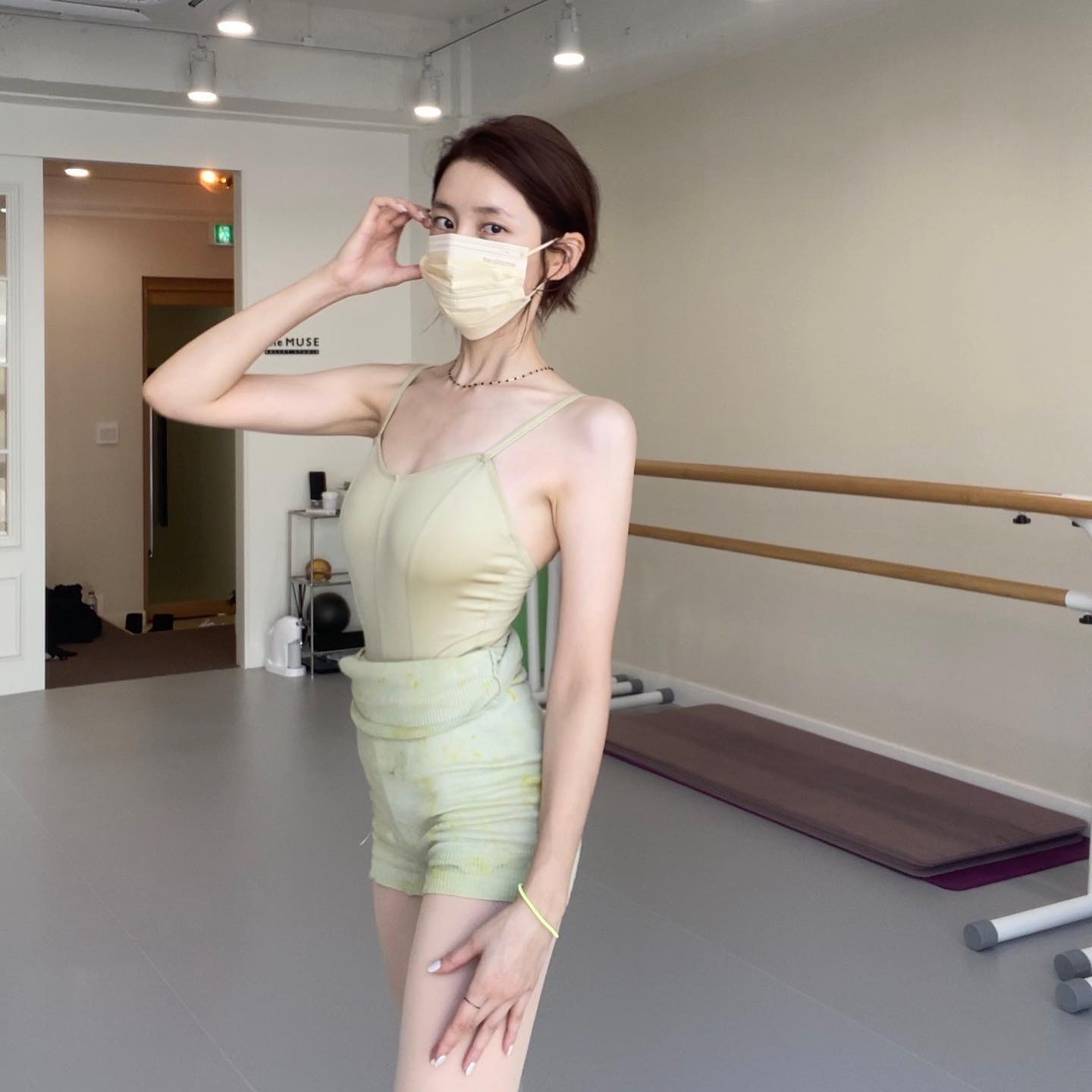 발레로 살뺀 박지현