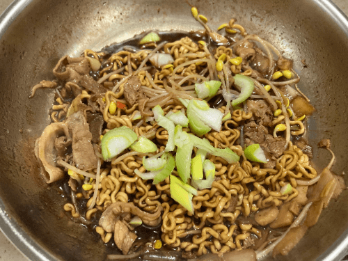 코스트코 대패삼겹살로 짜파게티 200% 맛있게 끓이는 법(성시경 레시피)