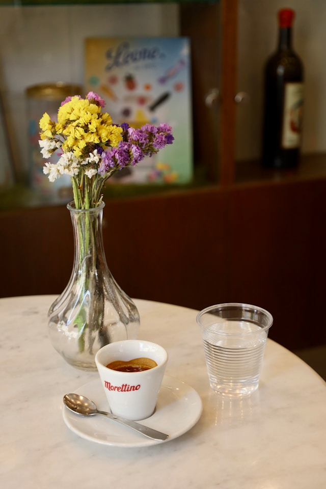 홈카페 초보도 3분만에 완벽한 첫 커피 만드는 법