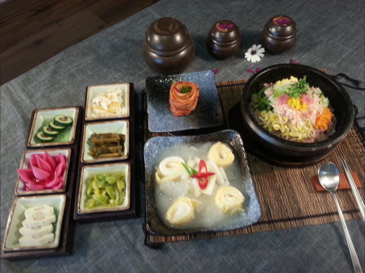 왕비천이게대게 게살돌솥비빔밥