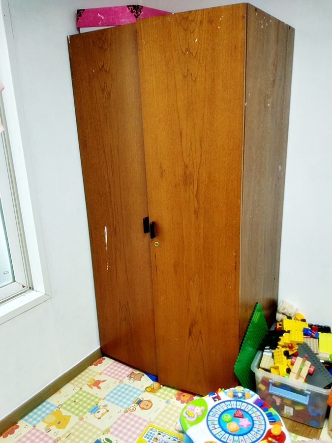 루나군이 어릴때 부터 썼던 보루네오 장롱