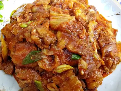 돼지고기 두루치기