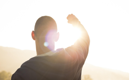 출근 전에 나만의 작은 승리 만들기 - 자존감이 올라가는 루틴 습관