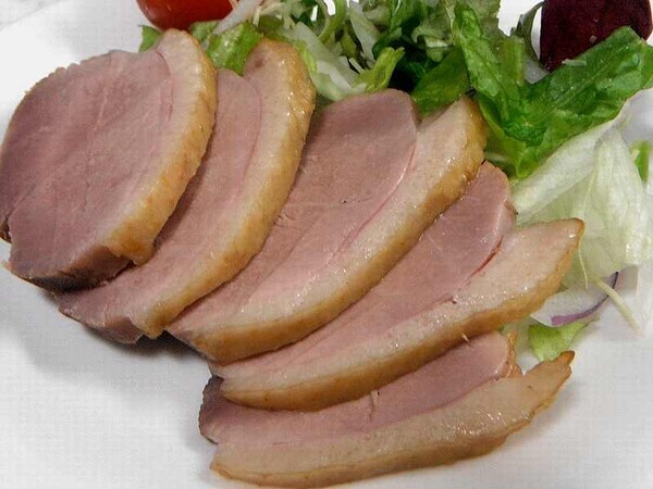 밤에도 안심, 훈제오리 야식으로 드셔도 됩니다.