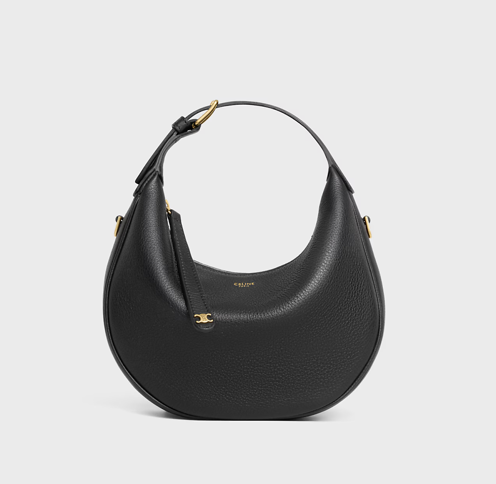 수지 장마철 패션 (CELINE 틴 룰루백)