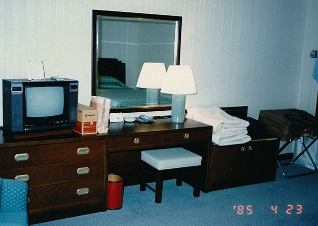 낭만있던 80년대 서울의 모습. 호텔 스위트룸의 모습