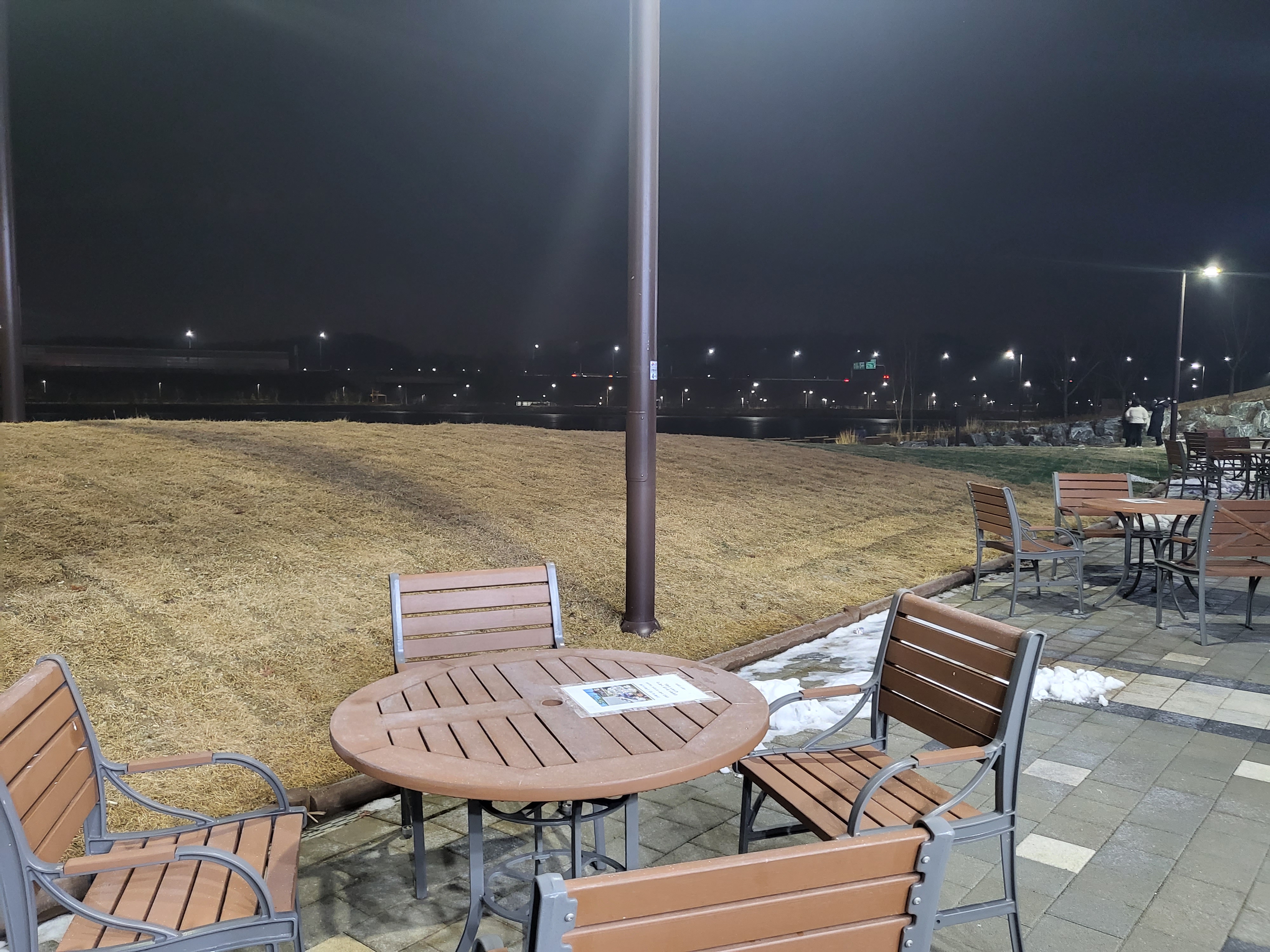 동대문녹두빈대떡 - 외부테이블