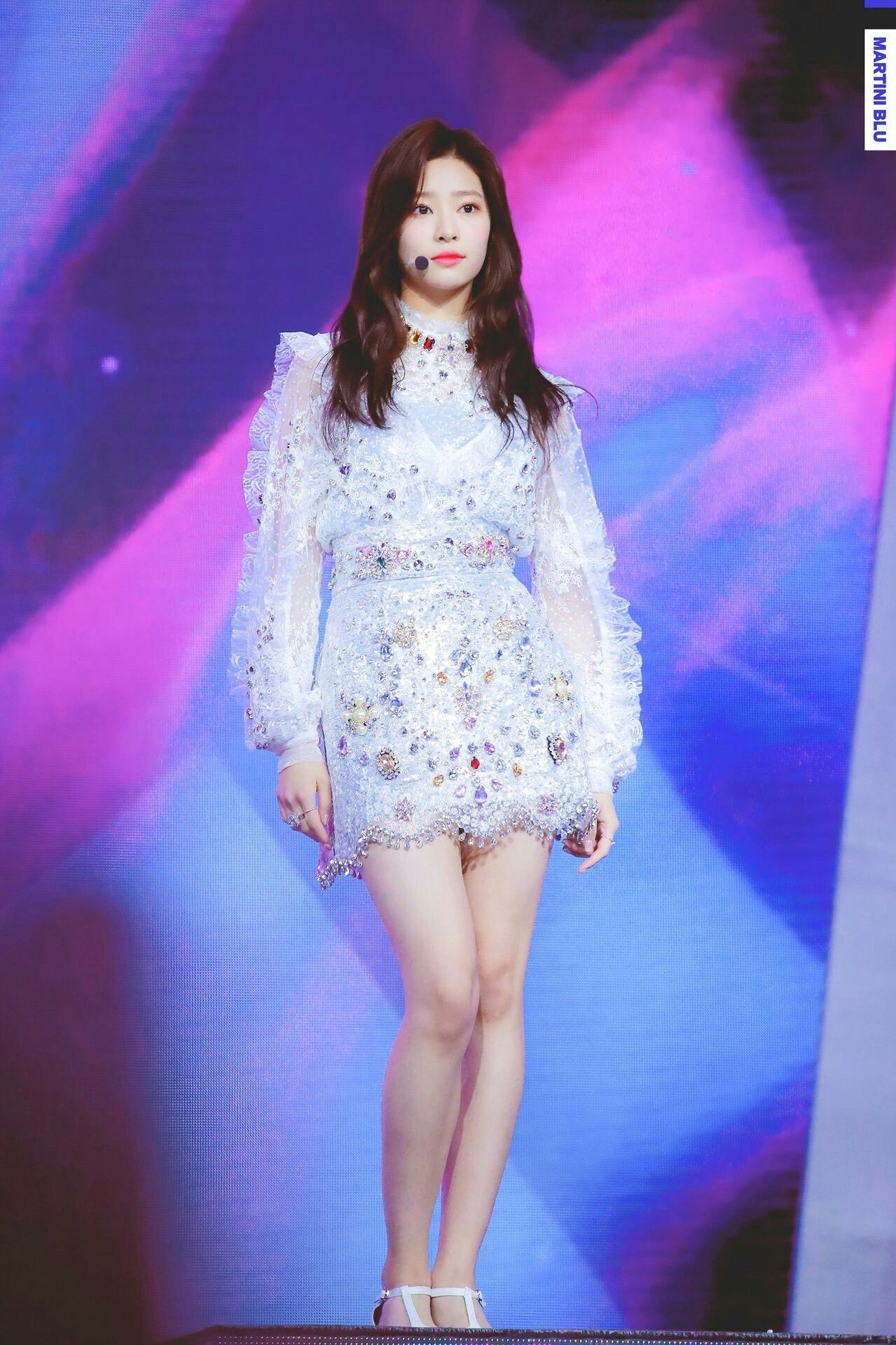 아이즈원 김민주 최애사진
