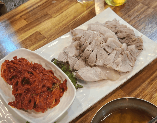 생생정보통 성남 굴보쌈 27년 전통 맛집