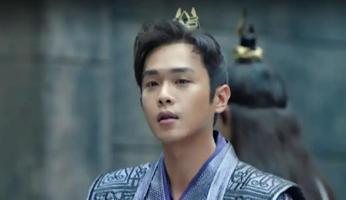 경여년-범한-클로즈업