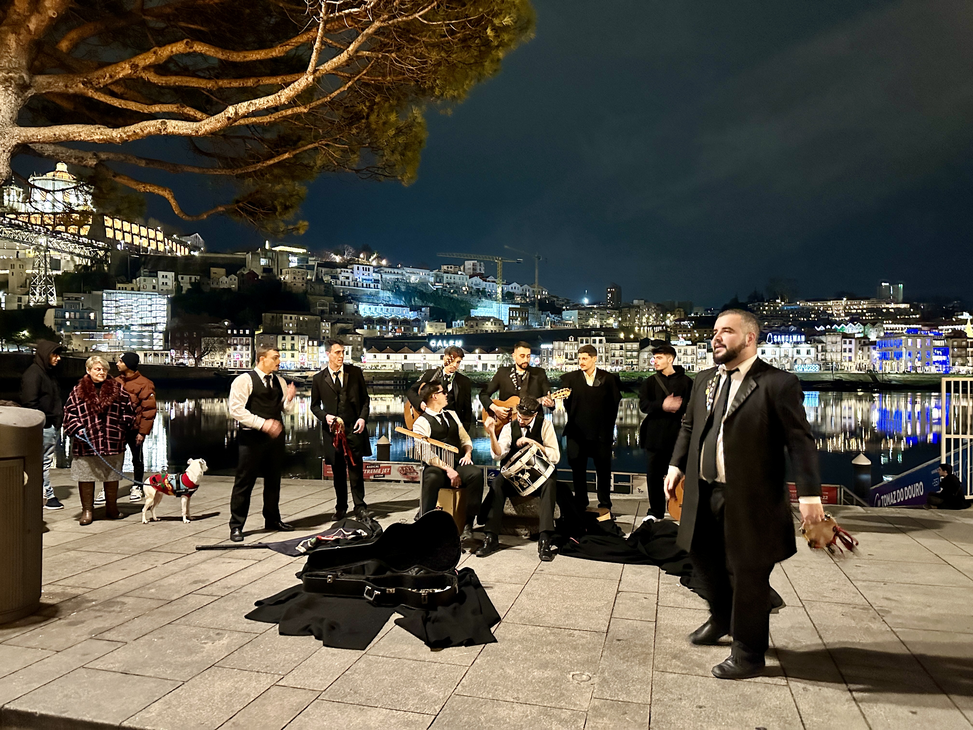 포르투 거리 공연