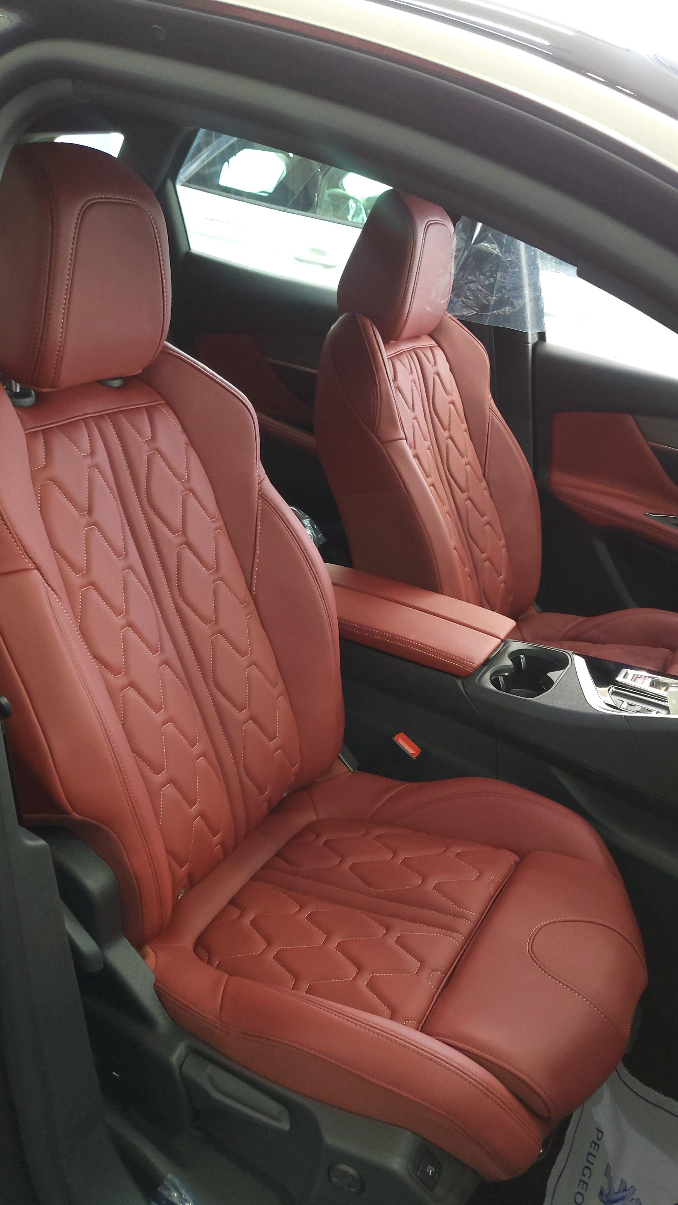 푸조 3008 GT