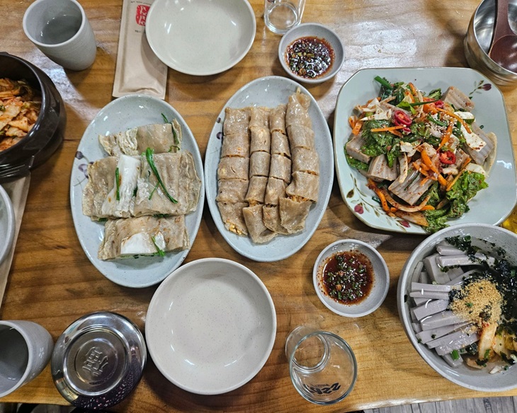 메밀묵밥집 흥업묵집